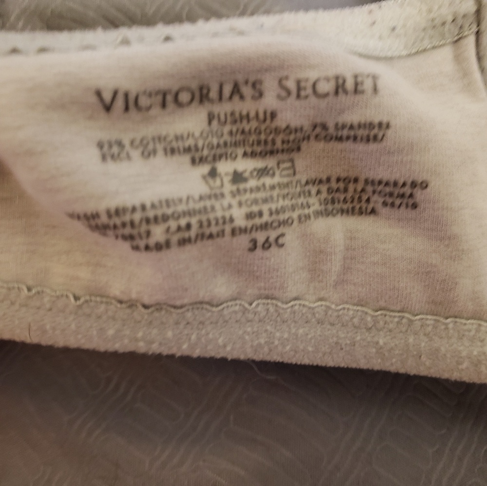 Bra - Picture 3 of 3